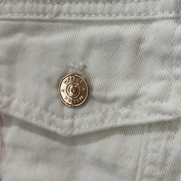 Walter Baker edgy crop jacket in our white denim - Picture 6 of 7